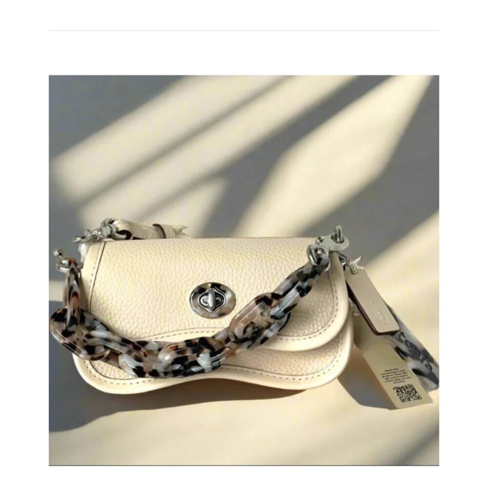 Coach Coachtopia Mini Wavy Dinky Cloud White Leather Crossbody CQ852